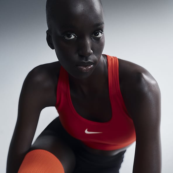 Red nike women's apparel hotsell